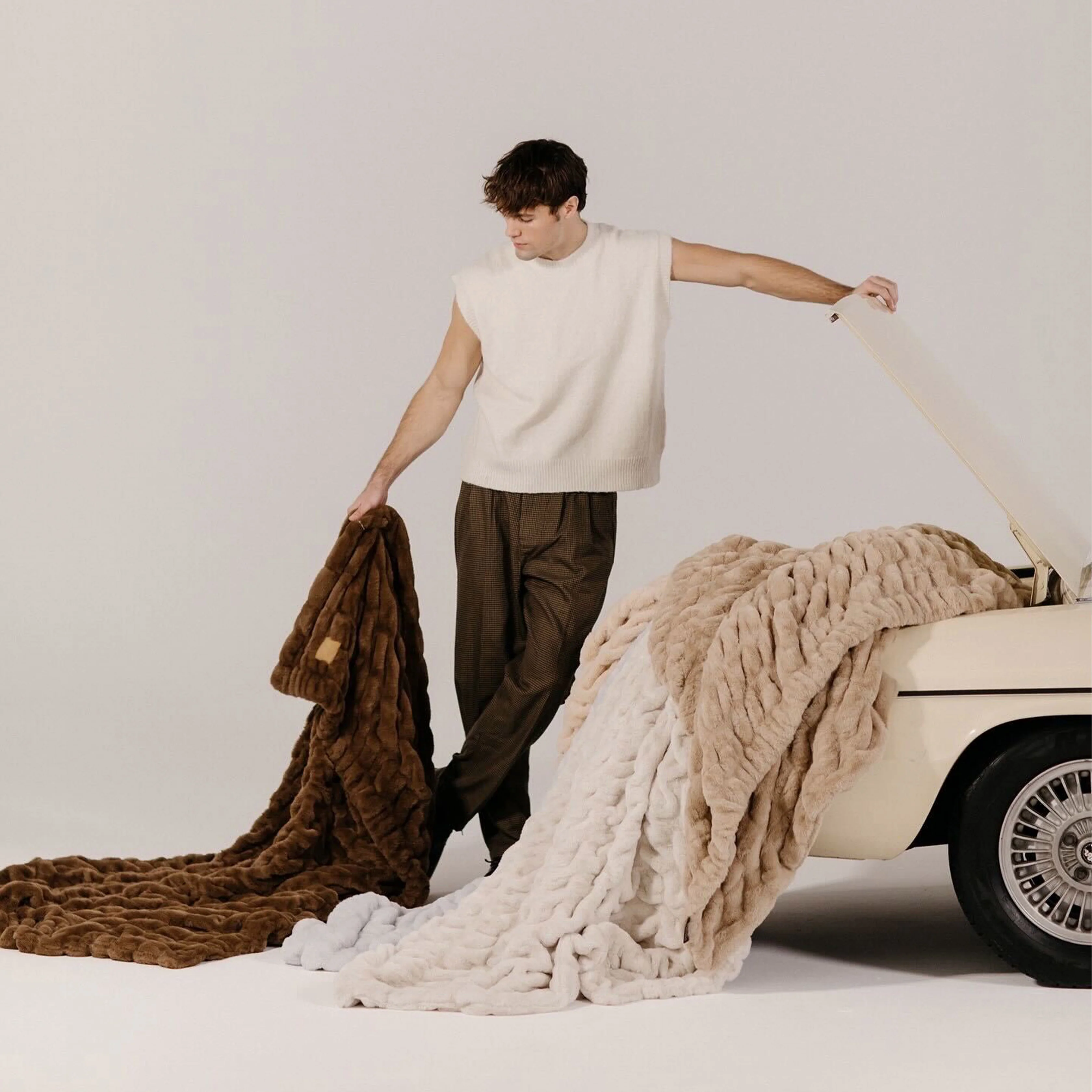 Antique Ivory - Image 3