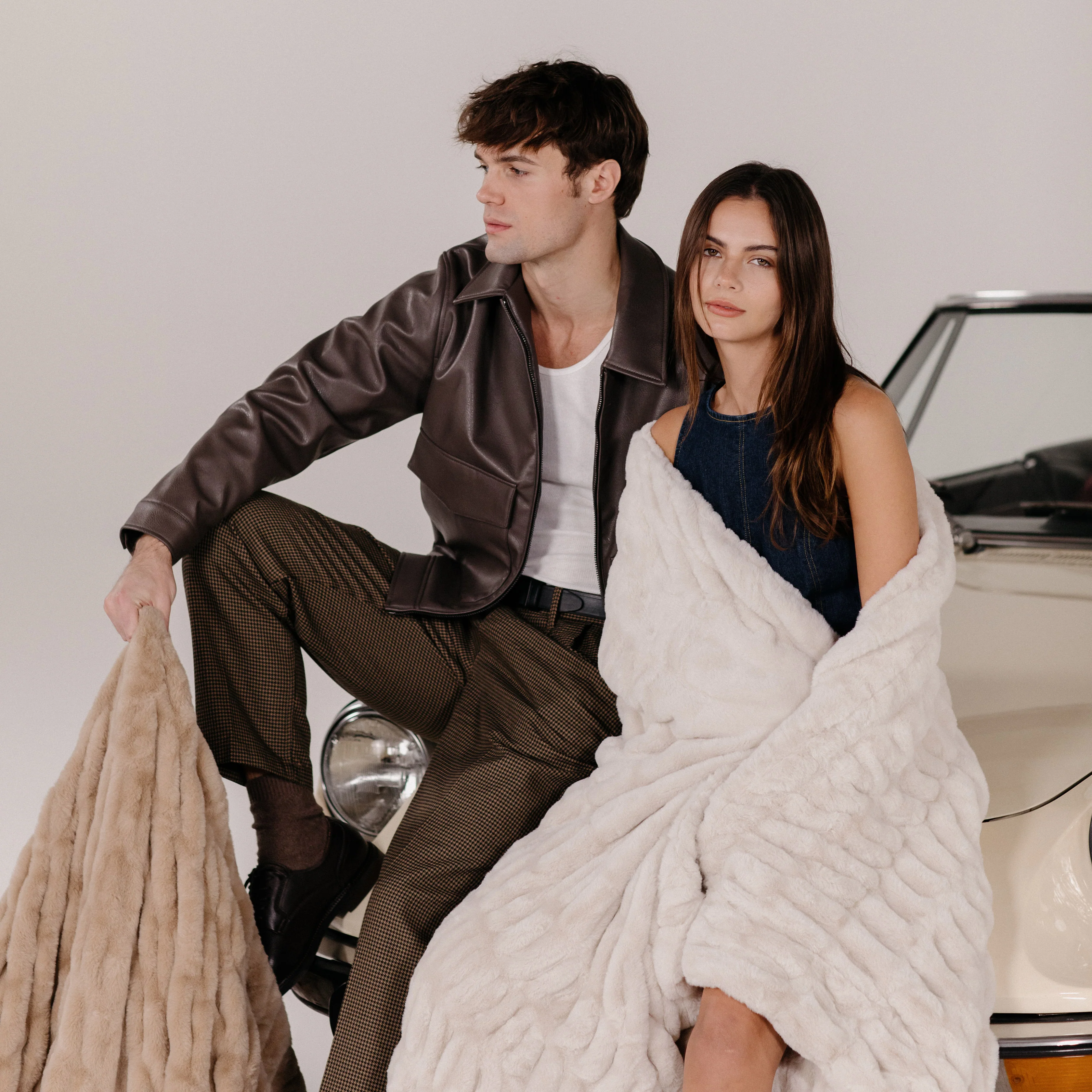 Antique Ivory - Image 4